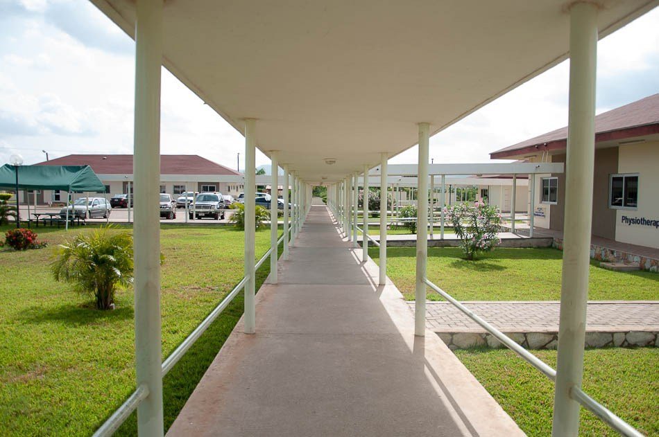 Covered walkways between the hospital blocks